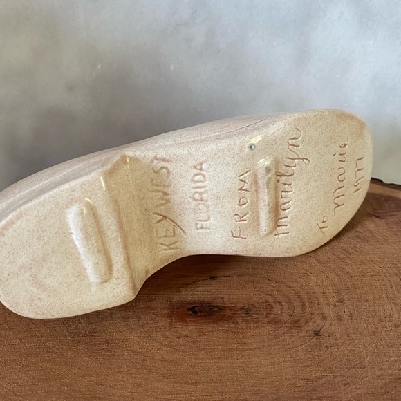 Handmade Pottery Shoe “I Got Florida Sand In My Shoes” - Picture 8 of 10